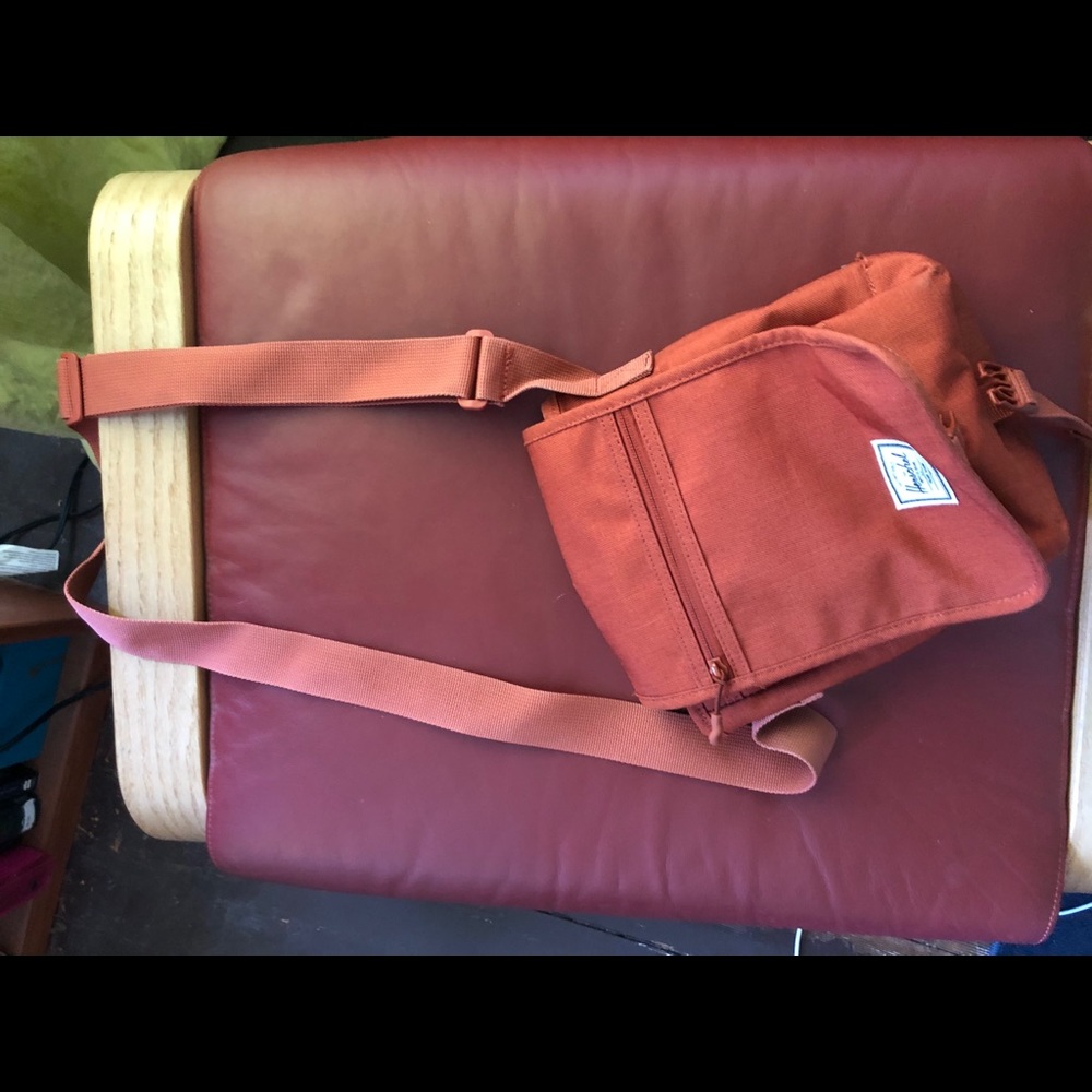 Herschel crossbody bag